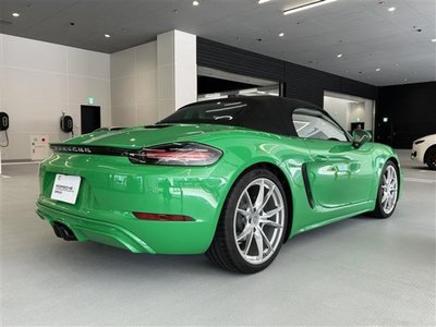 PORSCHE 718 - 9