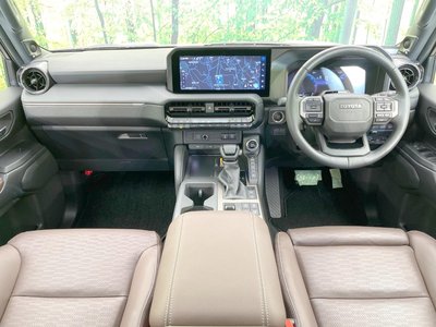 TOYOTA LAND CRUISER 250 - 2