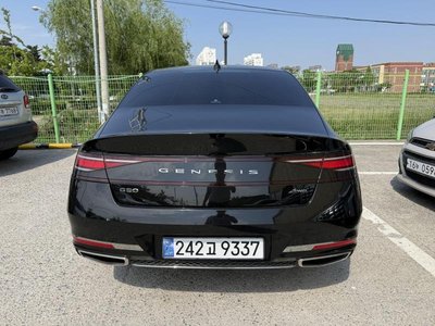 صورة 3 لـ 2022 Genesis G90 (RS4)
