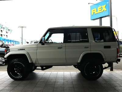 TOYOTA LAND CRUISER - 6