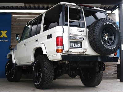 TOYOTA LAND CRUISER - 7