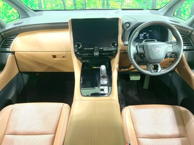 صورة 2 لـ 2023 Toyota VELLFIRE