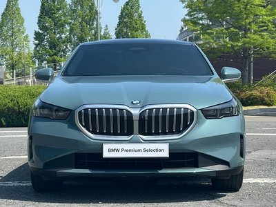 BMW 5 SERIES - 2
