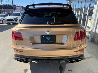 BENTLEY BENTAYGA - 4