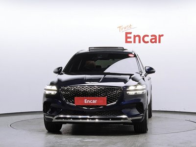 صورة 2 لـ 2024 Genesis GV70