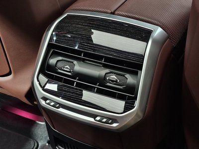 صورة مصغرة 27 لـ 2025 BMW 7 SERIES