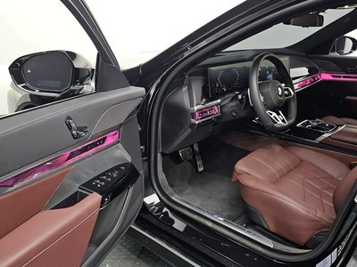 صورة مصغرة 13 لـ 2025 BMW 7 SERIES