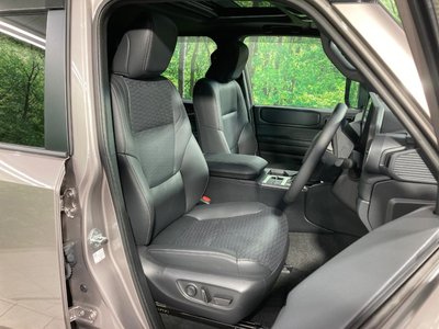 TOYOTA LAND CRUISER 250 - 8
