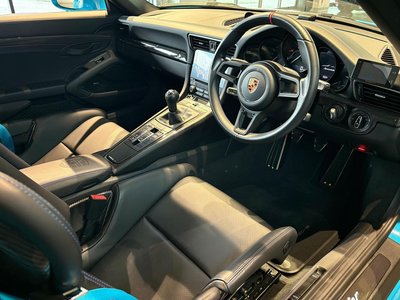 PORSCHE 911 CABRIOLET - 9