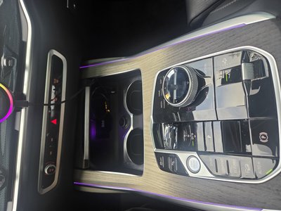 صورة 10 لـ 2025 BMW X7