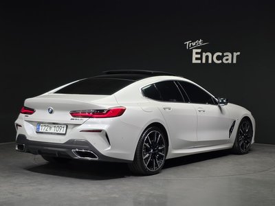 BMW 8 SERIES - 3