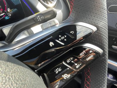 MERCEDES-BENZ GLB - 8