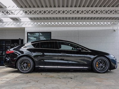 2022 Mercedes-BENZ EQS AMG 照片 7