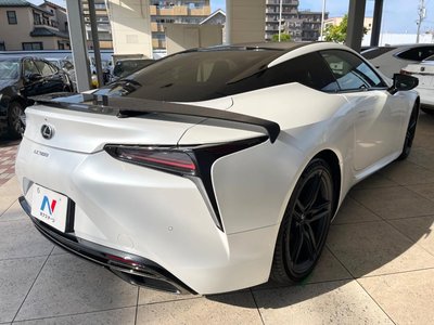 2024 Lexus LC — миниатюра 19