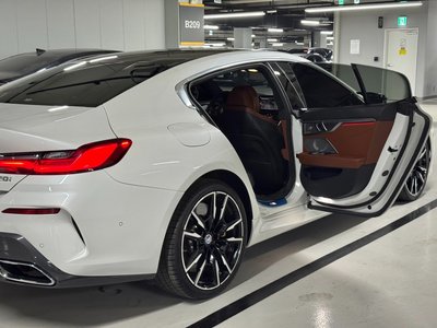 2023 BMW 8 SERIES — миниатюра 18