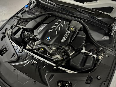 2023 BMW 8 SERIES — фото 7