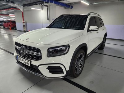MERCEDES-BENZ GLB - 4