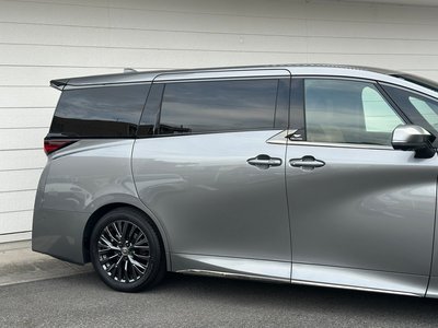 TOYOTA VELLFIRE - 9