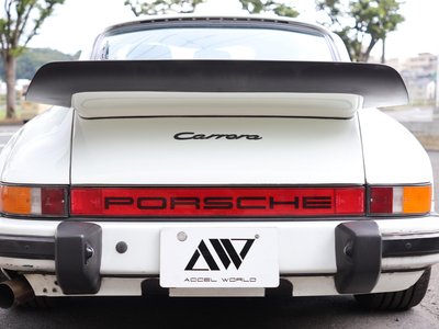 PORSCHE 911 - 7