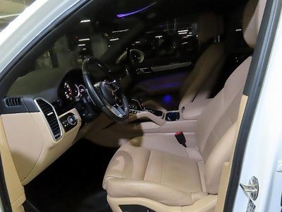 PORSCHE CAYENNE - 7