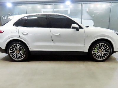 PORSCHE CAYENNE - 2