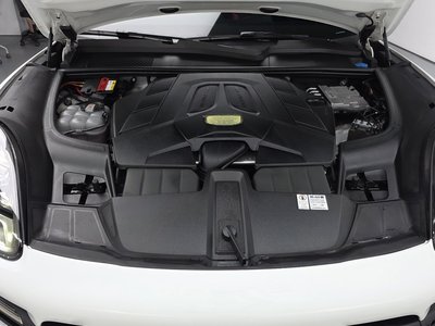 PORSCHE CAYENNE - 7