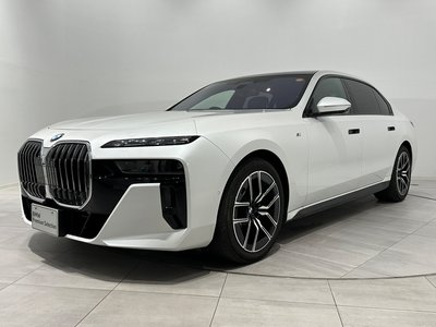 BMW 7 SERIES - 1