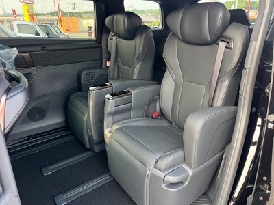 2026 Toyota ALPHARD — миниатюра 25