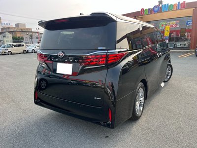 2026 Toyota ALPHARD — миниатюра 17