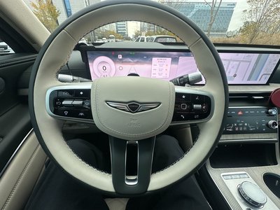 GENESIS GV80 - 8