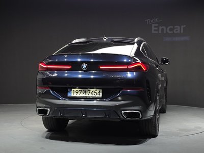 2021 BMW X6 — фото 4