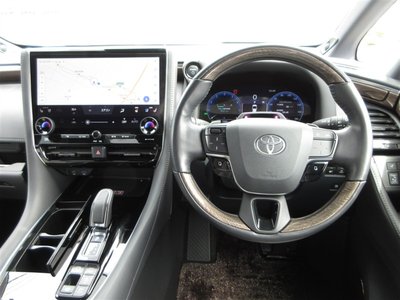 TOYOTA ALPHARD - 7