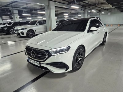 MERCEDES-BENZ E-CLASS