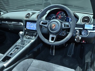 صورة مصغرة 40 لـ 2018 Porsche 718