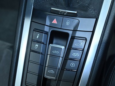 صورة مصغرة 45 لـ 2018 Porsche 718