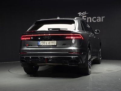 2023 AUDI Q8 照片 3