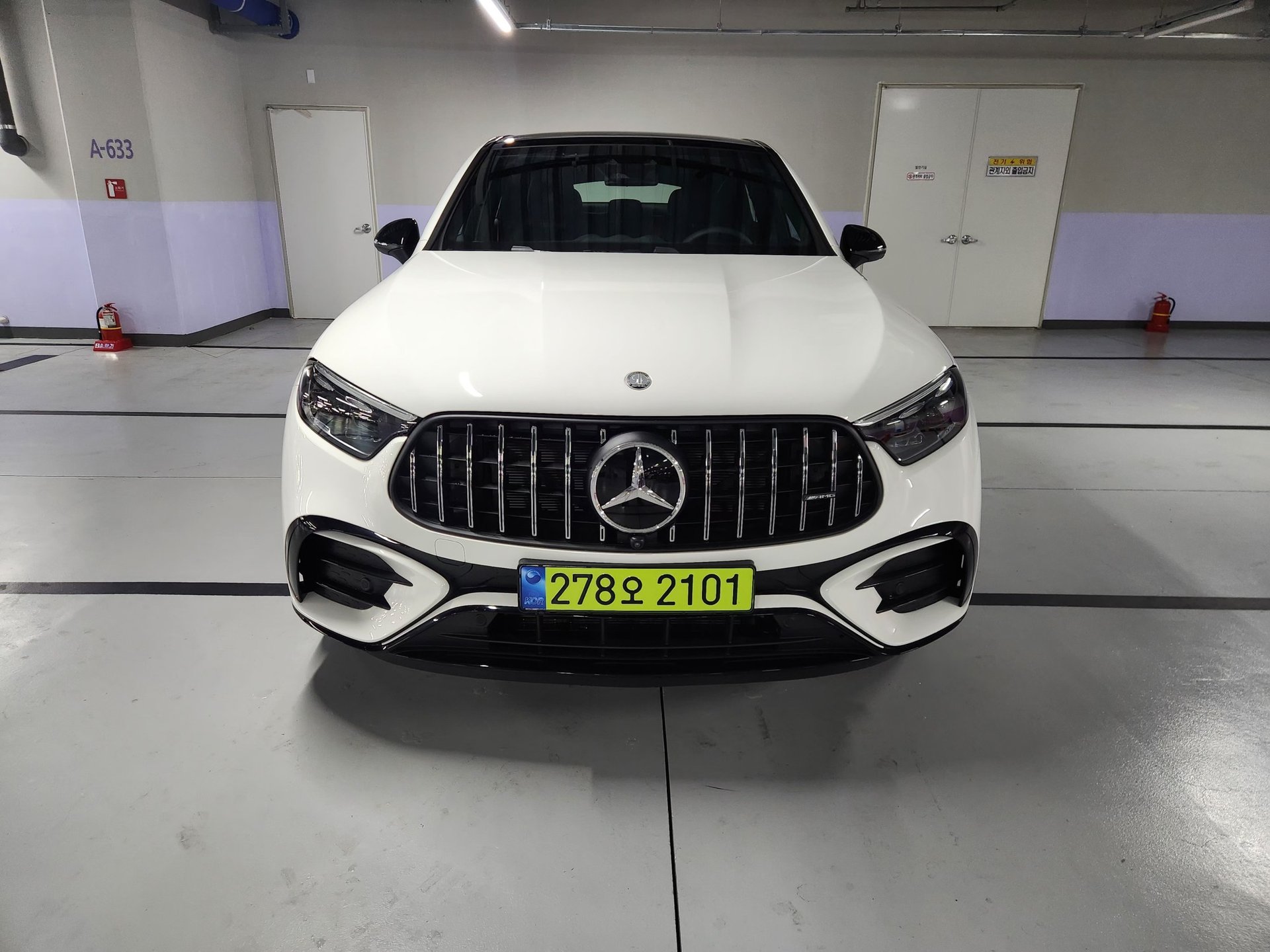 MERCEDES-BENZ GLC - View 1