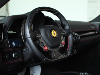 صورة 9 لـ 2013 FERRARI 458 SPIDER