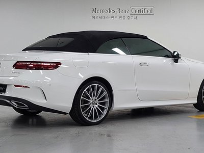 MERCEDES-BENZ E-CLASS - 4