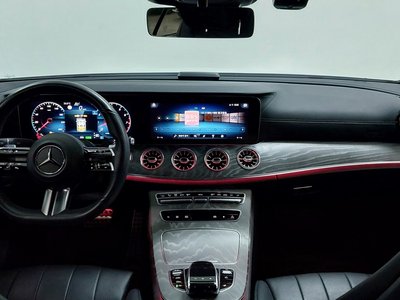 MERCEDES-BENZ E-CLASS - 5