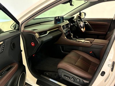 2020 Lexus RX — миниатюра 47