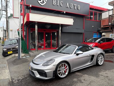 PORSCHE 718 SPYDER