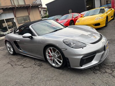 PORSCHE 718 SPYDER - 8