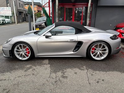 PORSCHE 718 SPYDER - 3