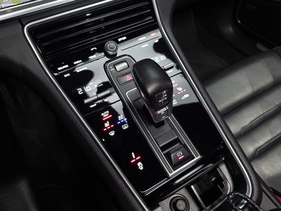 PORSCHE PANAMERA - 9