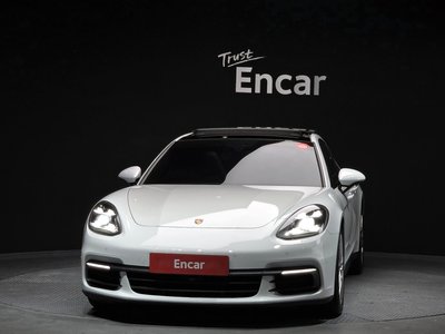 PORSCHE PANAMERA - 2