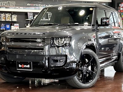 LAND ROVER DEFENDER - 1