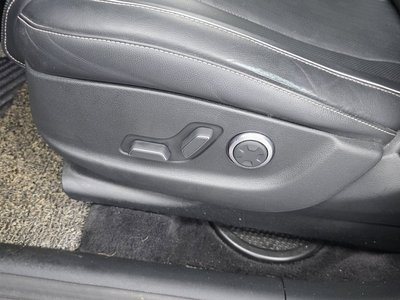 2021 Genesis GV80 thumbnail 31
