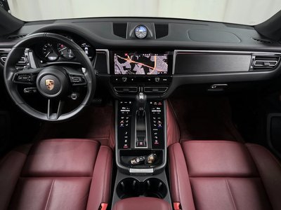 PORSCHE MACAN - 5