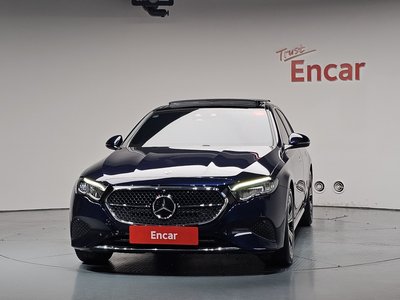 MERCEDES-BENZ E-CLASS - 2